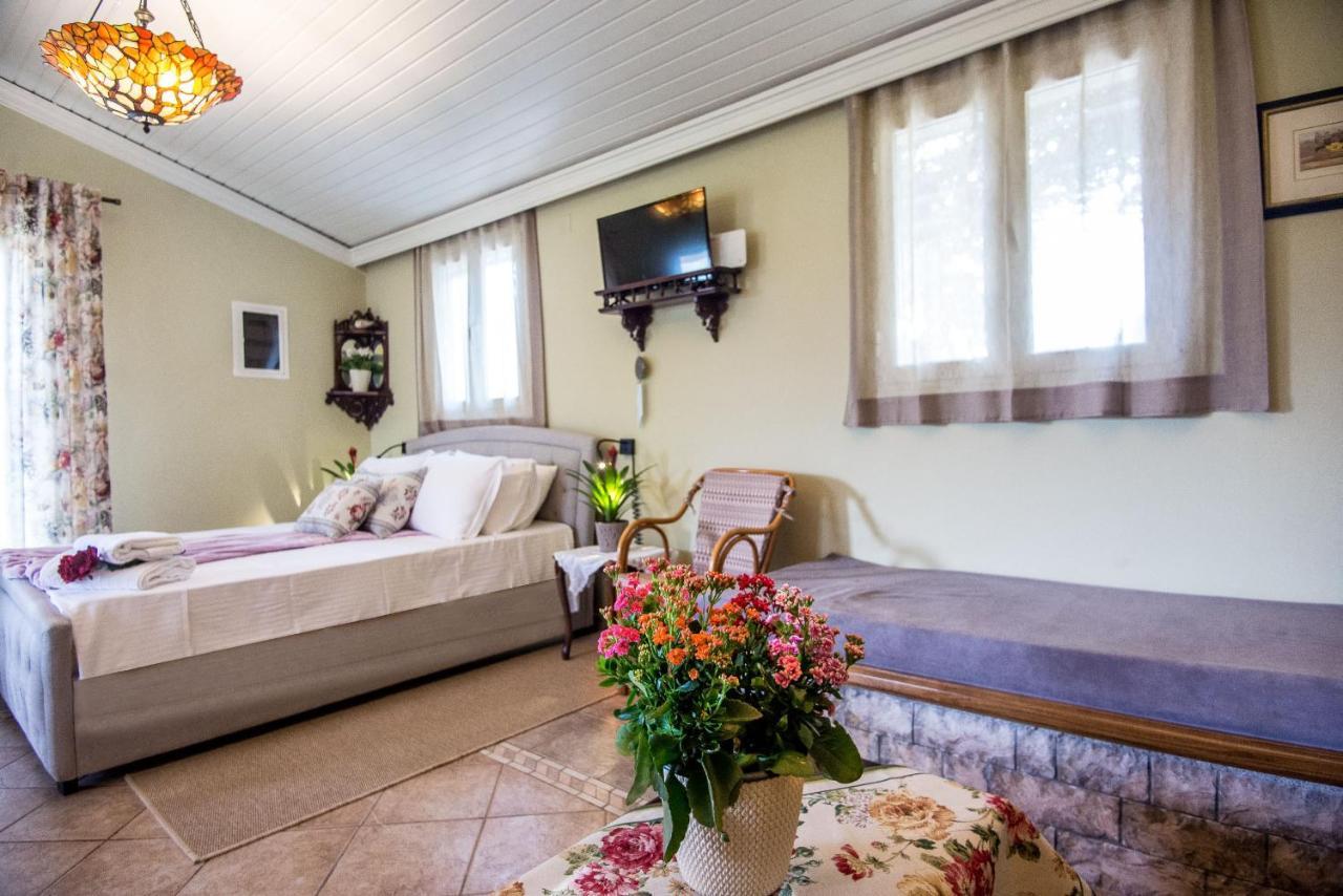 Villa Aelia - A Peaceful And Private Place Argostoli  Exterior photo