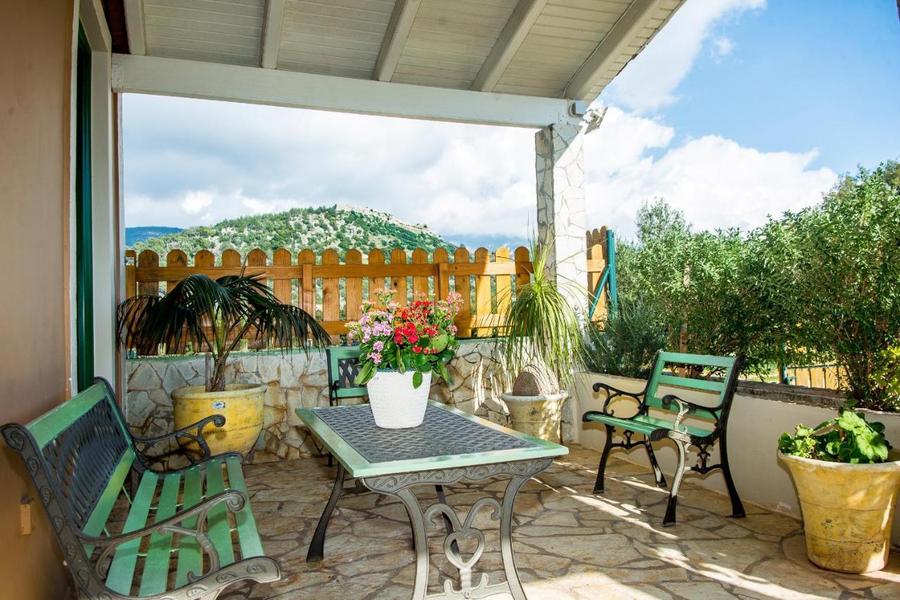 Villa Aelia - A Peaceful And Private Place Argostoli  Exterior photo